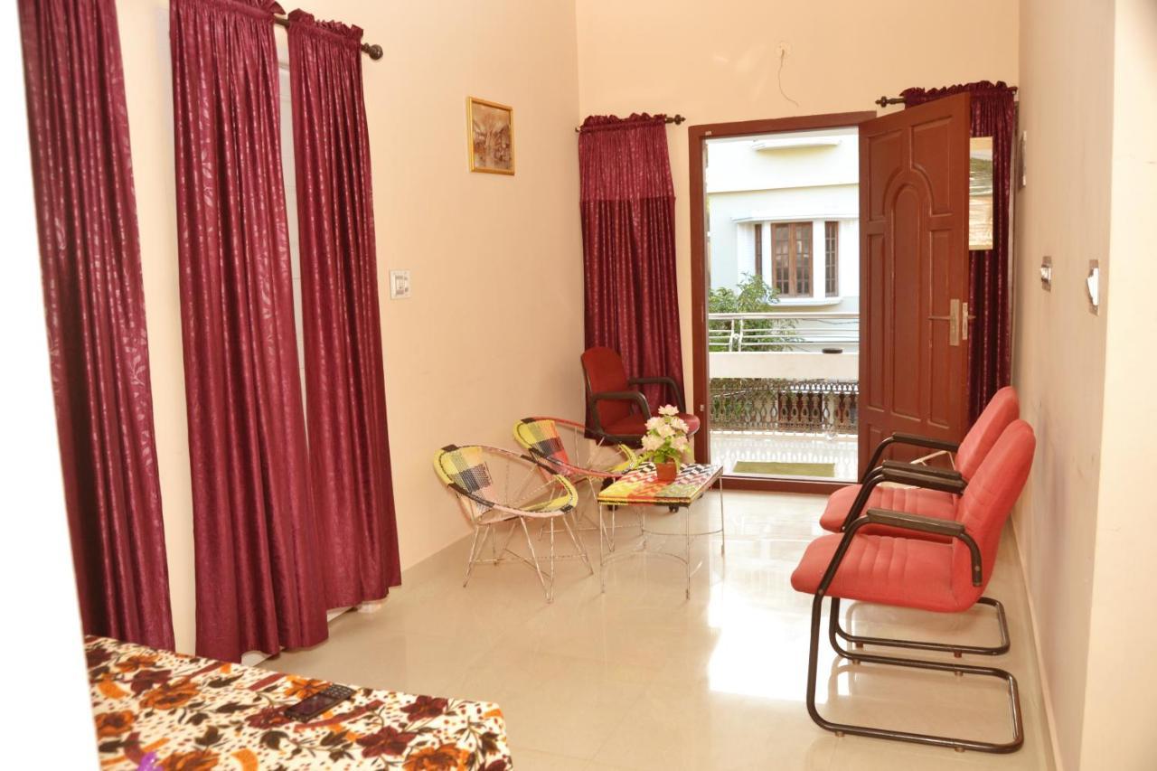Sheeba'S Homestay Kochi Esterno foto